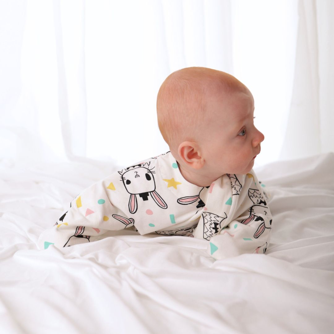 Sleepy Hugs Original baby sleep bag for transitioning from swaddling to free arms for safe rolling
