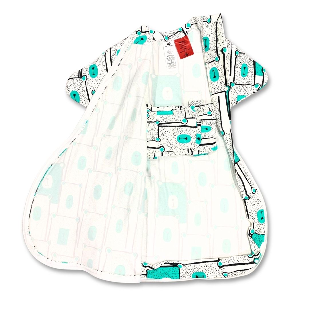 Baby sleeping bag for gentle swaddle transitioning