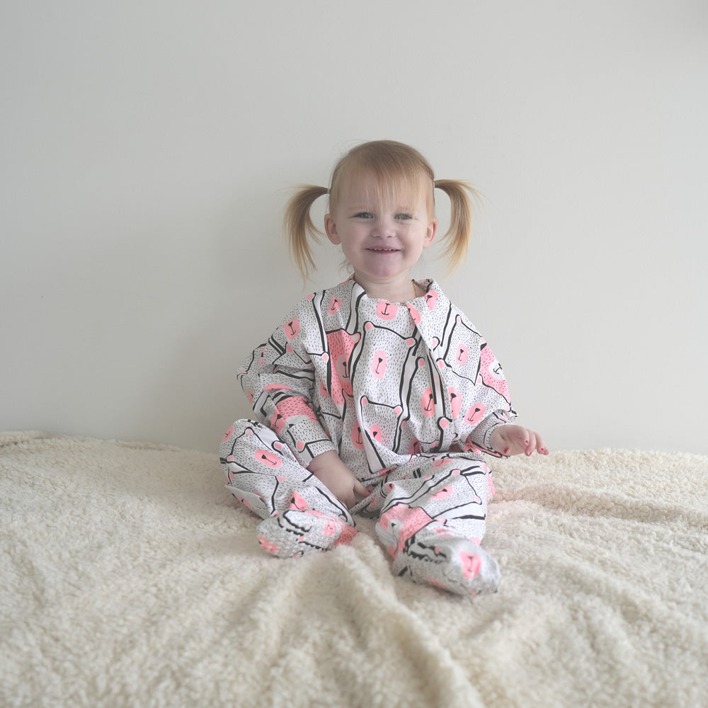 Sleepy Toddler Suit - Pinky Bears (All Seasons 0.7 TOG)