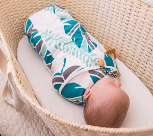 Baby Loves Sleep, Koala Hugs swaddle wraps, startle reflex, moro reflex, stretchy swaddles, receiving blanket, newborn wraps