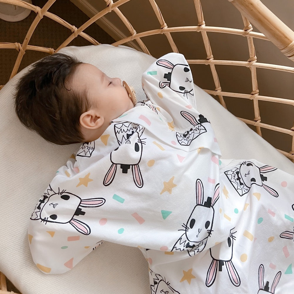 Sleepy Hugs Original baby sleep bag for transitioning from swaddle to free arms