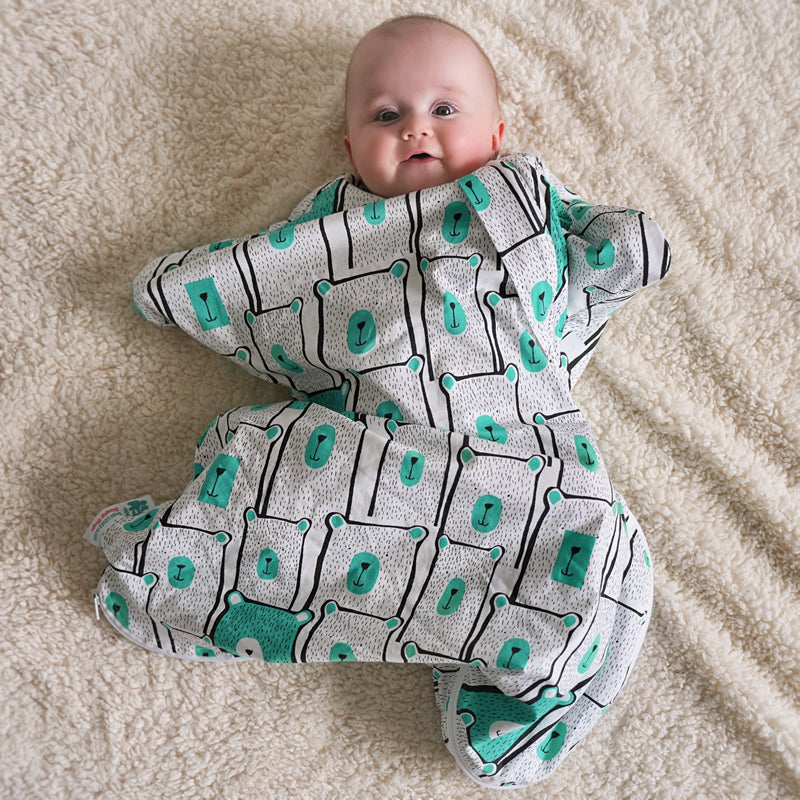 All Seasons (0.7 TOG) - Sleepy Hugs Extra-Wide Sack (Fits Hip Harness) - Minty Bears