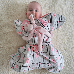 All Seasons (0.7 TOG) - Sleepy Hugs Extra-Wide Sack (Fits Hip Harness) - Pinky Bears